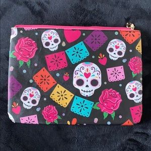 Sugar skulls zippered pouch